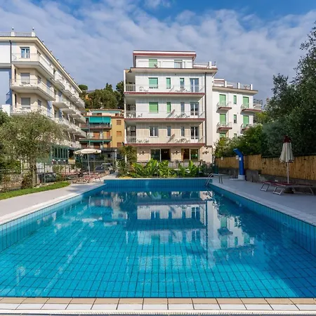 Garden 3* אלסיו