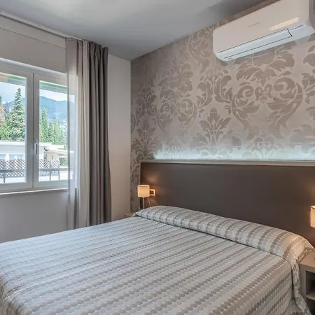 Готель Garden 3*