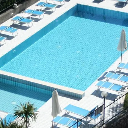 Garden 3* Alassio